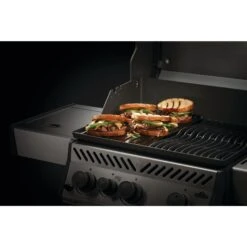 Napoleon 2-Sided Porcelain-Enameled Cast Iron Griddle For Rogue 425, 525 & 625 Grills 6 Napoleon 2-Sided Porcelain-Enameled Cast Iron Griddle For Rogue 425, 525 & 625 Grills -Napoleon Grills Hub Low Res JPG 56426 High gloss griddle InUse Sandwiches