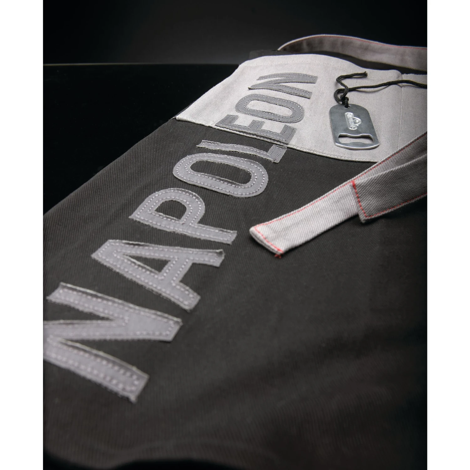 Napoleon PRO Canvas Grilling Apron 2 Napoleon PRO Canvas Grilling Apron - Image 2