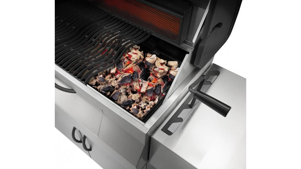 Napoleon PRO605CSS Charcoal Professional BBQ - Free Cover 2 Napoleon PRO605CSS Charcoal Professional BBQ - Free Cover - Image 2