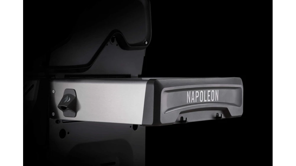 Napoleon Rogue RSE525RSIBPSS-1-GB Gas BBQ - Free Cover & Accessories 4 Napoleon Rogue RSE525RSIBPSS-1-GB Gas BBQ - Free Cover & Accessories - Image 4