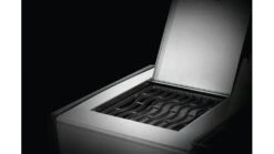 Napoleon Rogue RSE625RSIBPSS-1-GB Gas BBQ - Free Cover & Accessories 10 Napoleon Rogue RSE625RSIBPSS-1-GB Gas BBQ - Free Cover & Accessories -Napoleon Grills Hub RXT525 625 1 SideBurner IR LargeShelf SS 1000x563 3